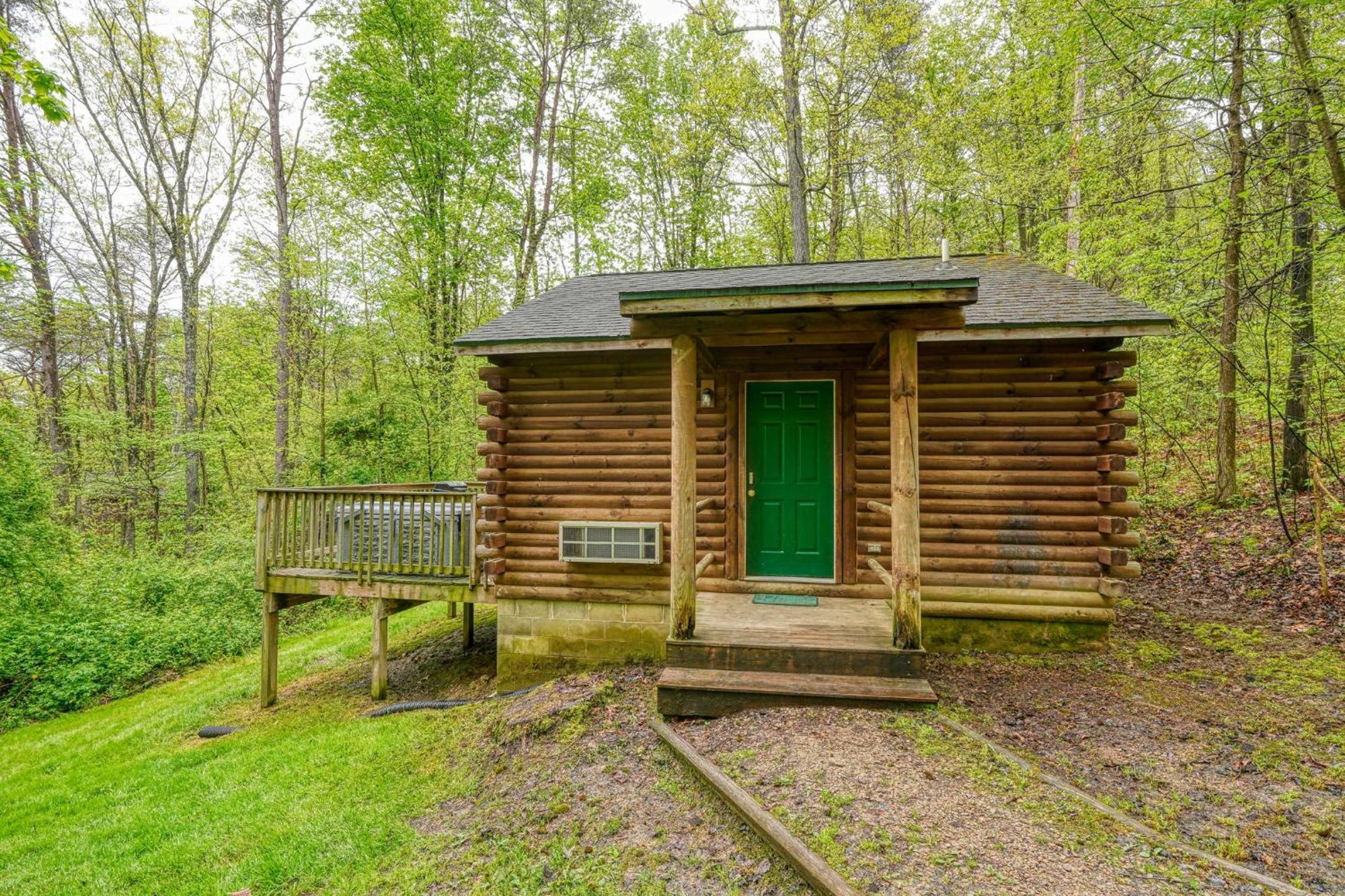 Blue Rose Cabins - Big Woody Cabin Logan Exteriör bild
